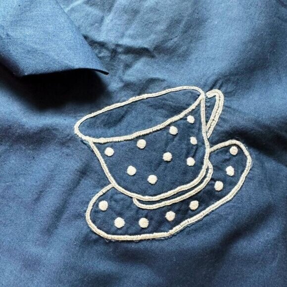 Vintage Tea Cup Table Cloth and Napkin Set Embroidered Navy Blue White - Picture 2 of 5